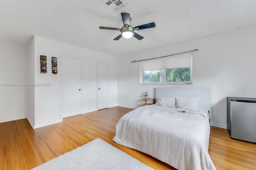 For Sale: $3,499,000 (0 beds, 0 baths, 3740 Square Feet)