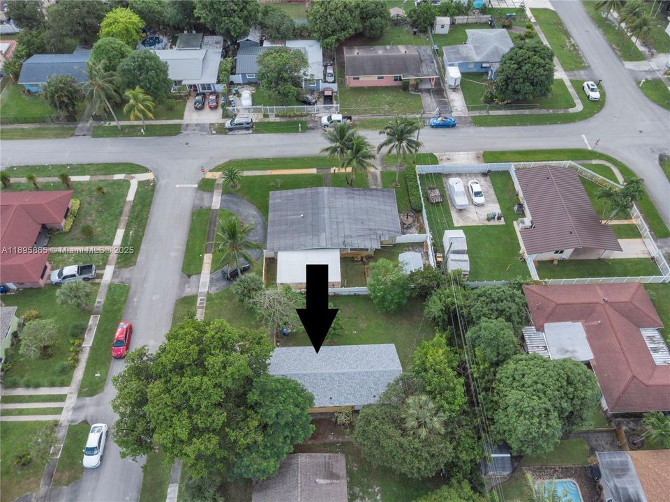 For Sale: $378,000 (4 beds, 2 baths, 1162 Square Feet)