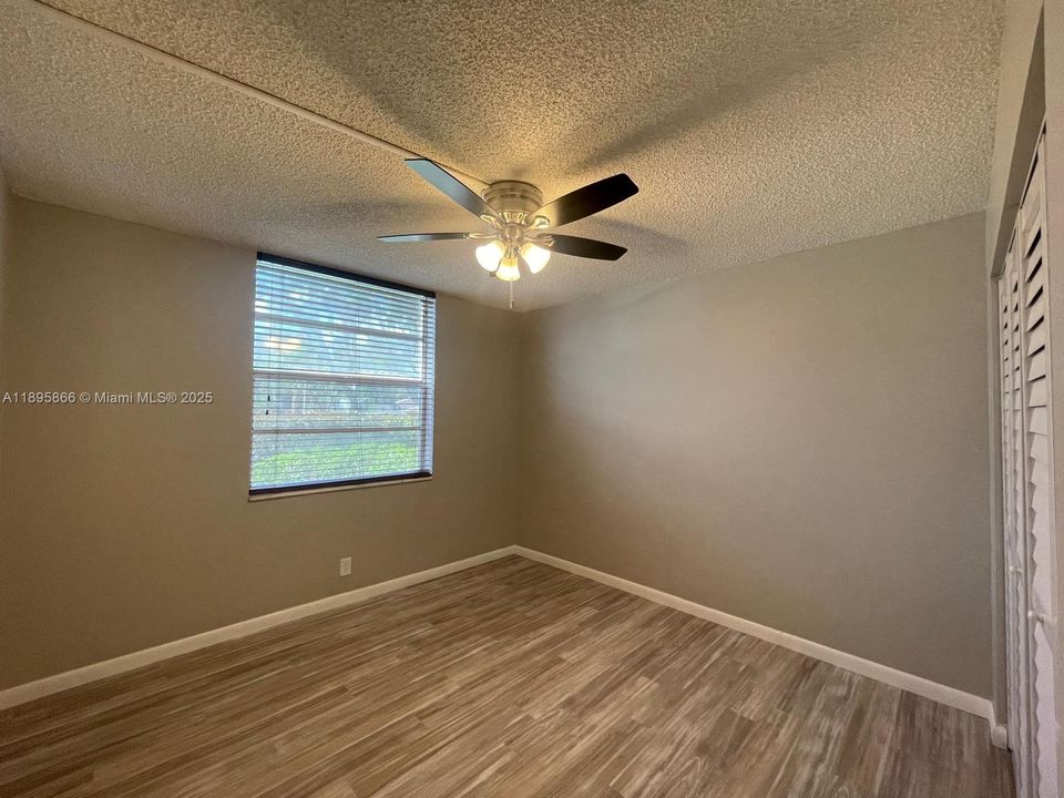Recently Rented: $1,800 (2 beds, 2 baths, 1000 Square Feet)
