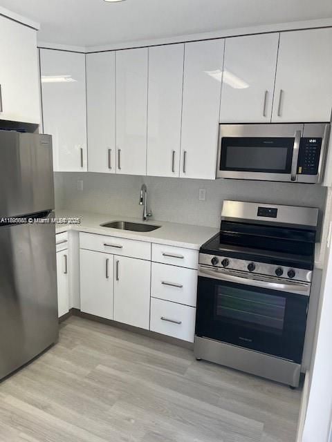 Active With Contract: $2,100 (2 beds, 1 baths, 777 Square Feet)