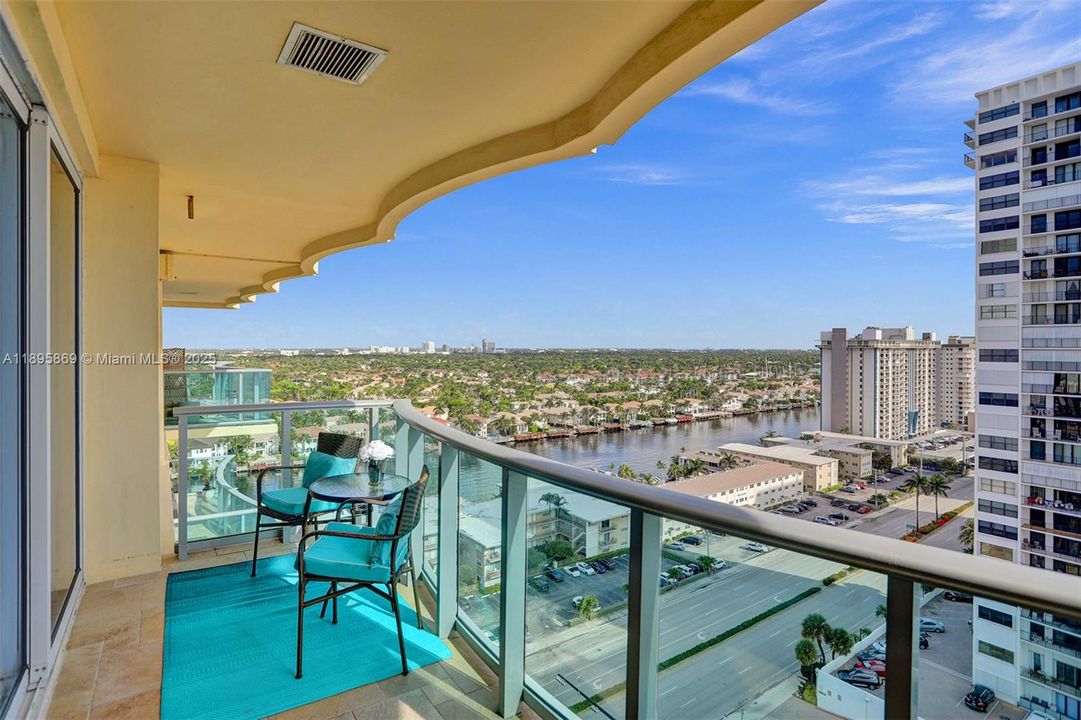 Recently Rented: $2,500 (0 beds, 1 baths, 482 Square Feet)