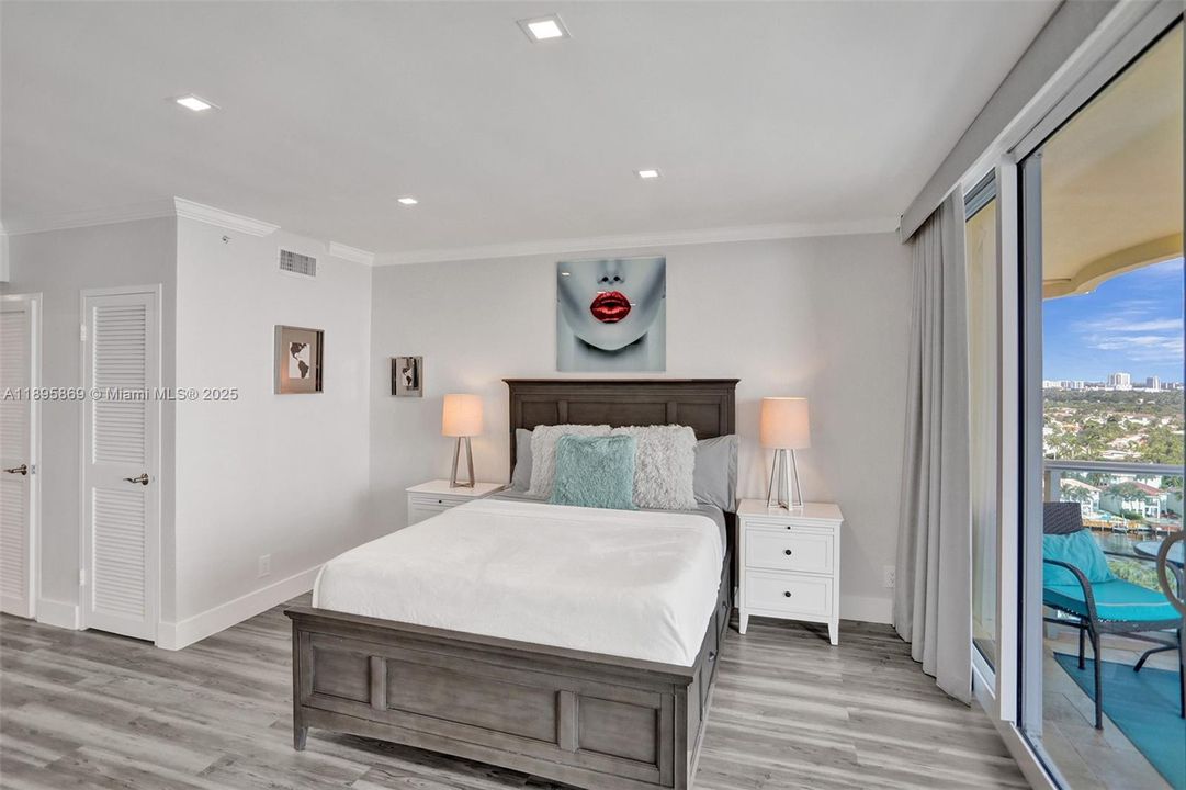 Recently Rented: $2,500 (0 beds, 1 baths, 482 Square Feet)