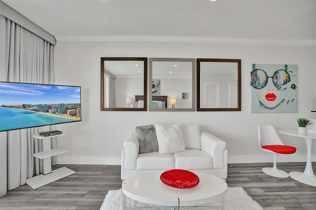 Recently Rented: $2,500 (0 beds, 1 baths, 482 Square Feet)