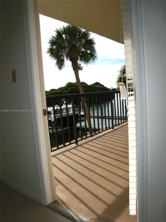 На продажу: $890,000 (2 спален, 2 ванн, 1190 Квадратных фут)