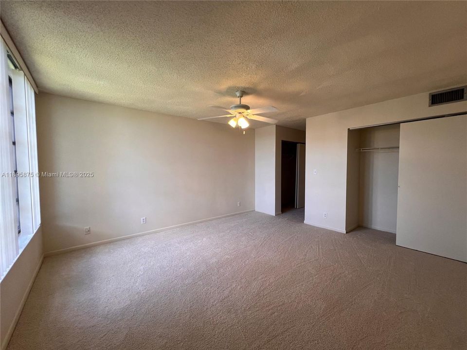 Recently Rented: $1,850 (2 beds, 2 baths, 1090 Square Feet)