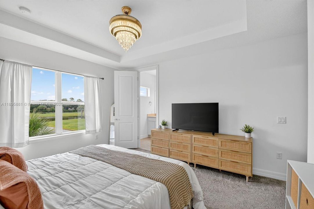 待售: $480,000 (3 贝兹, 2 浴室, 1675 平方英尺)