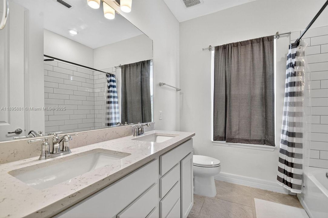 待售: $480,000 (3 贝兹, 2 浴室, 1675 平方英尺)