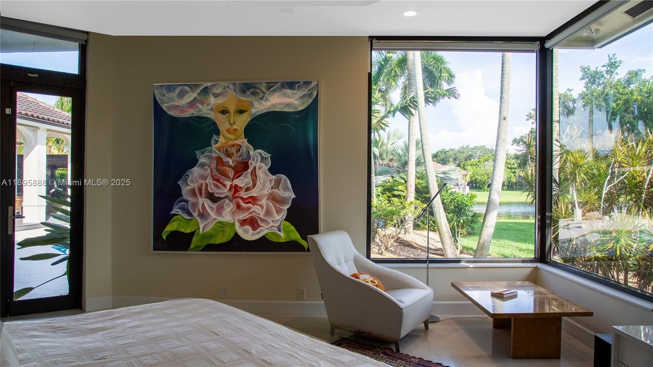 出租: $16,000 (5 贝兹, 4 浴室, 4634 平方英尺)