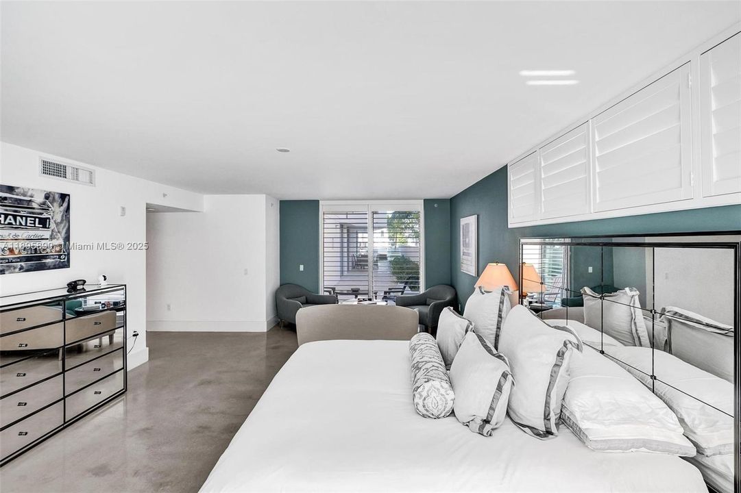 На продажу: $3,200,000 (4 спален, 4 ванн, 2731 Квадратных фут)