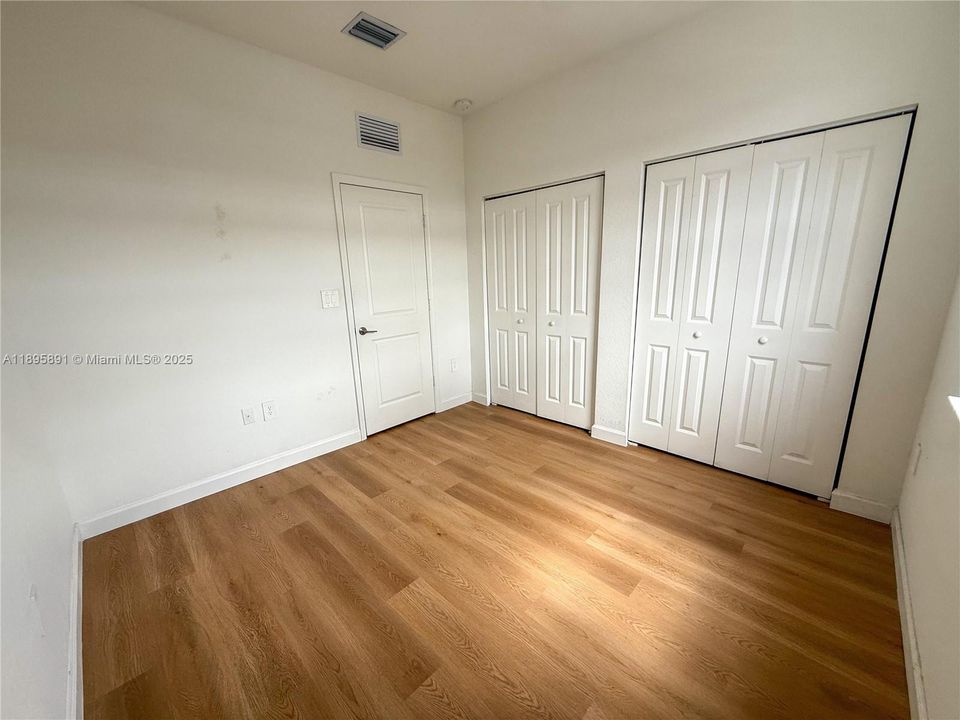 На продажу: $520,000 (3 спален, 2 ванн, 1545 Квадратных фут)