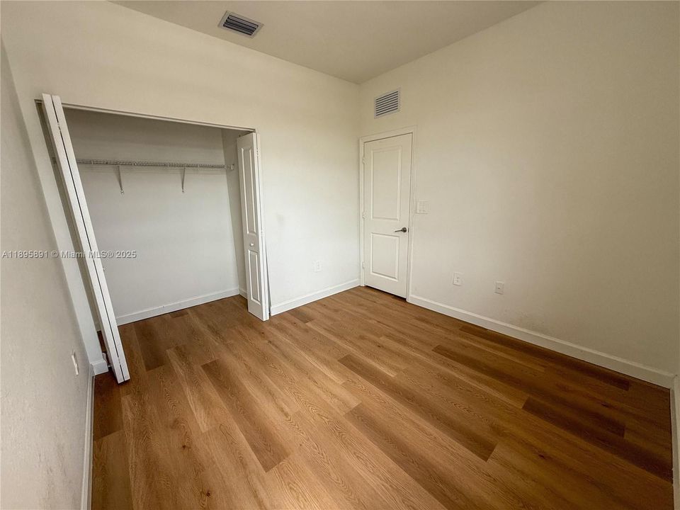 На продажу: $520,000 (3 спален, 2 ванн, 1545 Квадратных фут)