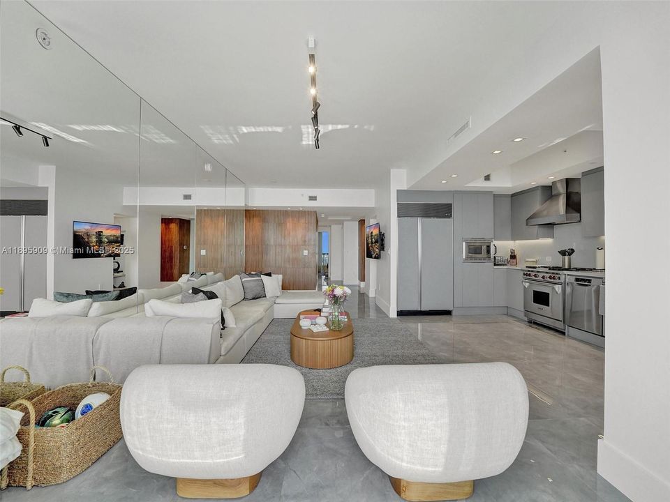 For Sale: $3,800,000 (3 beds, 3 baths, 2214 Square Feet)