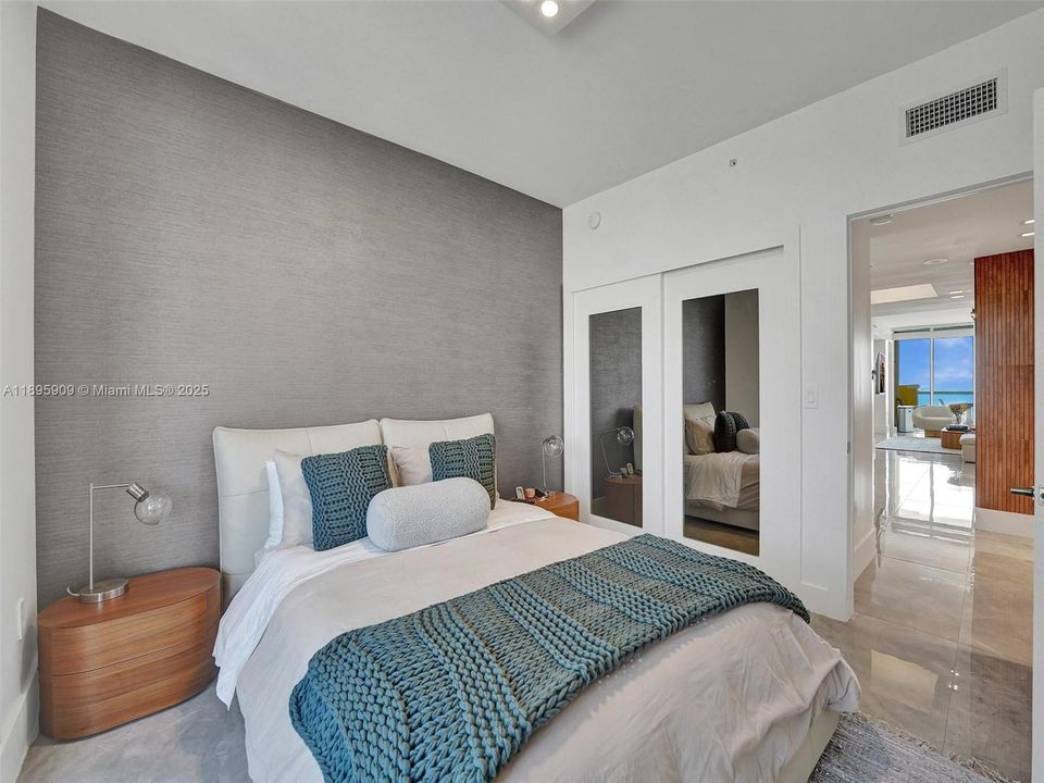 For Sale: $3,800,000 (3 beds, 3 baths, 2214 Square Feet)