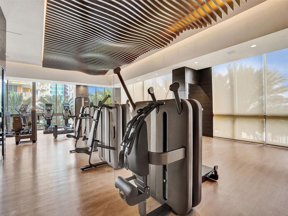 For Sale: $3,800,000 (3 beds, 3 baths, 2214 Square Feet)