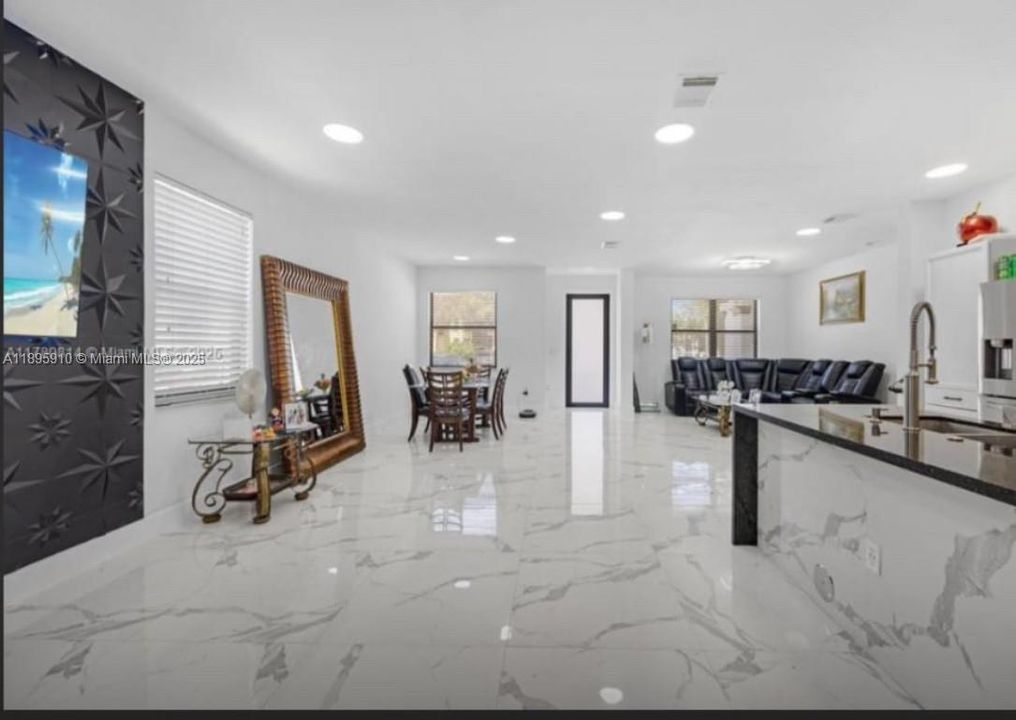 For Sale: $590,000 (4 beds, 2 baths, 1771 Square Feet)