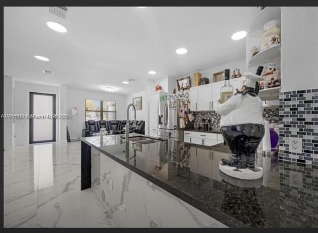 For Sale: $590,000 (4 beds, 2 baths, 1771 Square Feet)