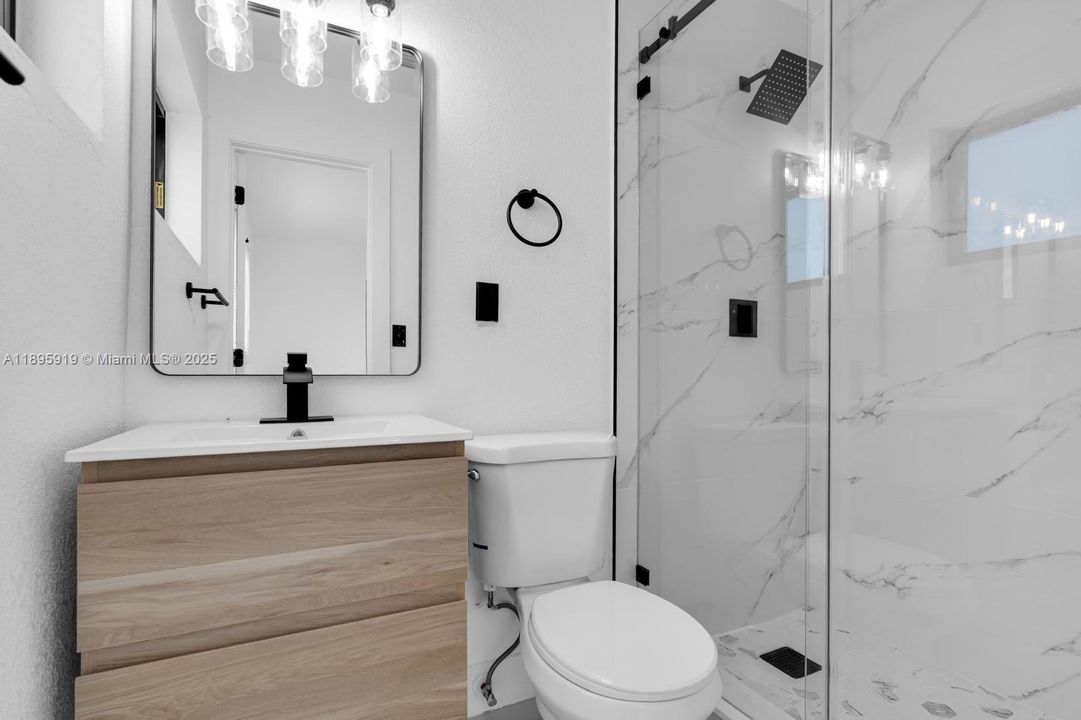 Недавно арендовано: $3,500 (4 спален, 2 ванн, 1175 Квадратных фут)