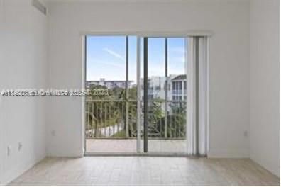 For Rent: $2,300 (2 beds, 2 baths, 1146 Square Feet)