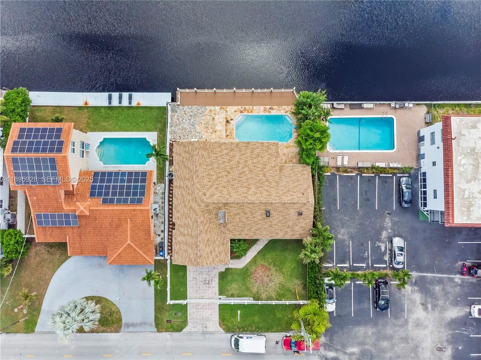 出租: $6,999 (3 贝兹, 2 浴室, 2267 平方英尺)