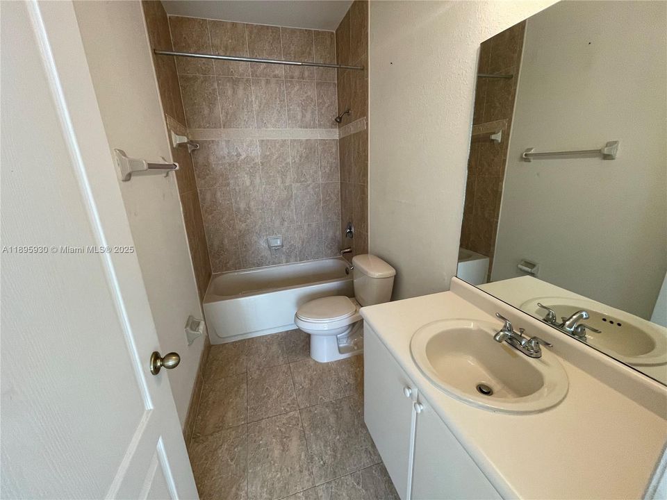 Недавно арендовано: $1,750 (3 спален, 2 ванн, 1182 Квадратных фут)