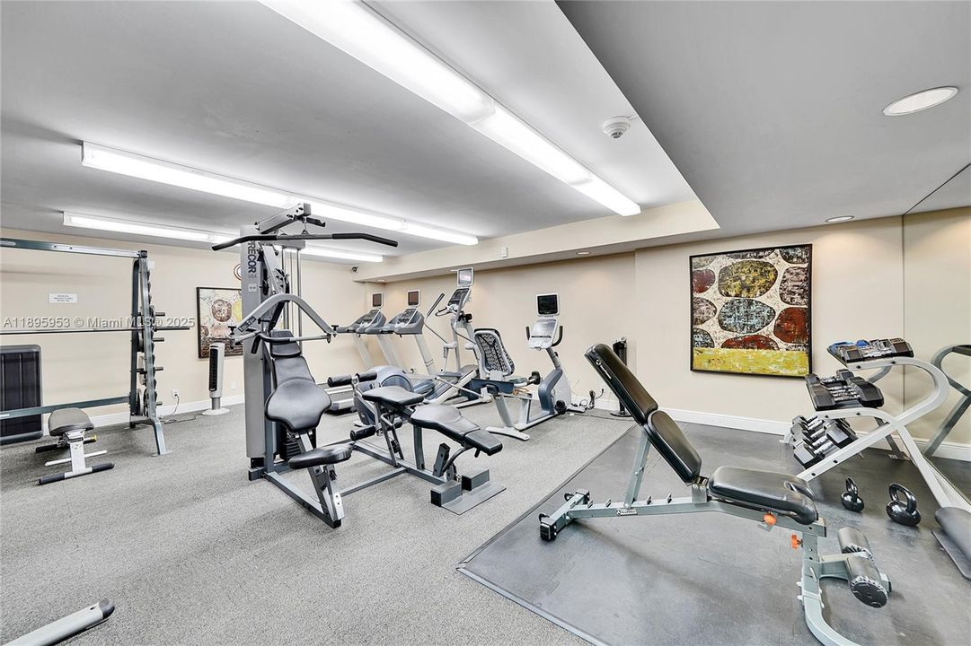 Active With Contract: $1,249,000 (3 beds, 2 baths, 2490 Square Feet)