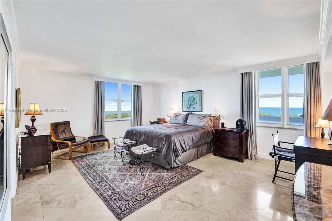 Active With Contract: $1,249,000 (3 beds, 2 baths, 2490 Square Feet)