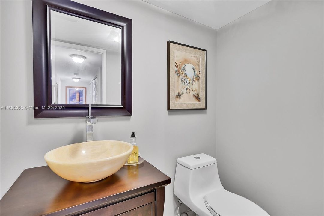 Active With Contract: $1,249,000 (3 beds, 2 baths, 2490 Square Feet)