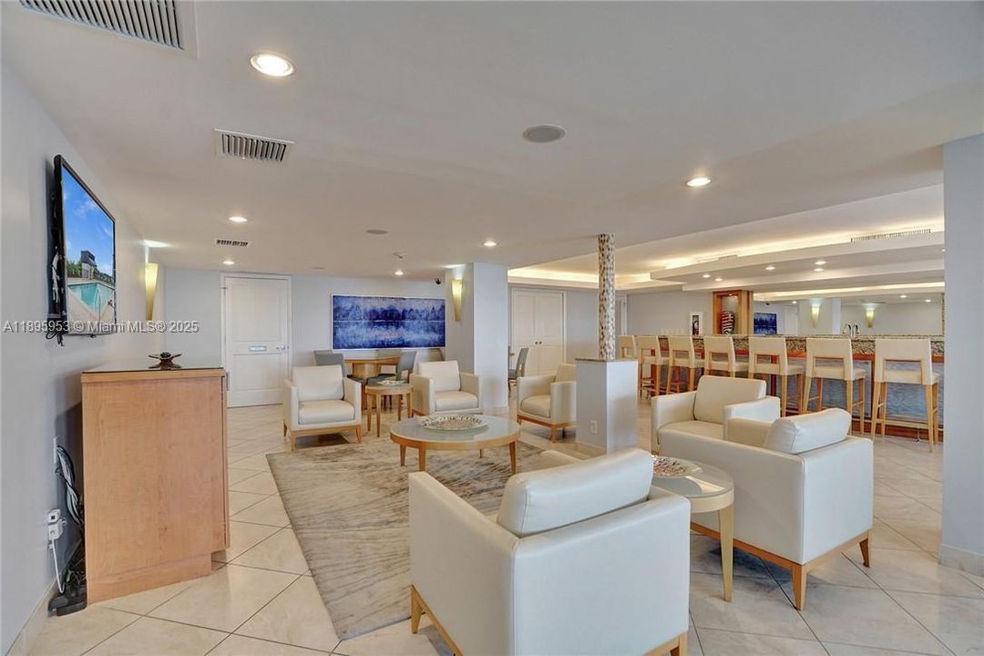 Active With Contract: $1,249,000 (3 beds, 2 baths, 2490 Square Feet)