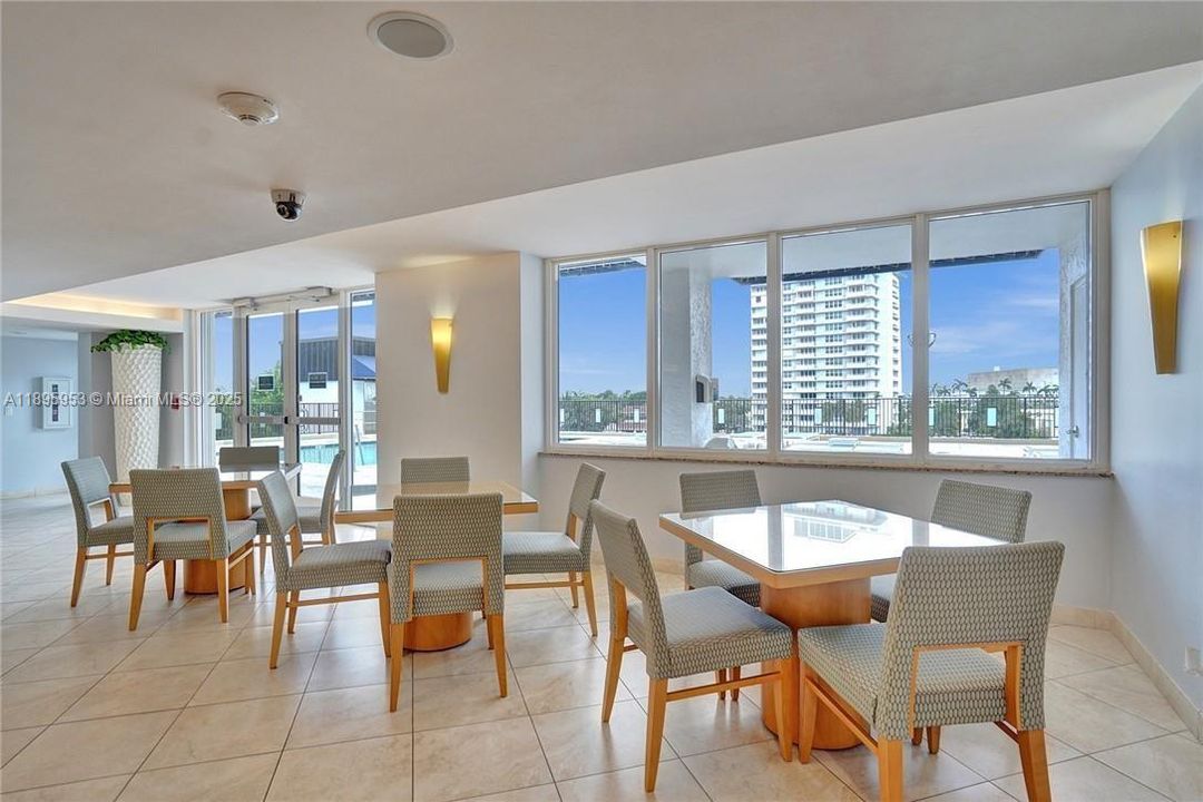 Active With Contract: $1,249,000 (3 beds, 2 baths, 2490 Square Feet)