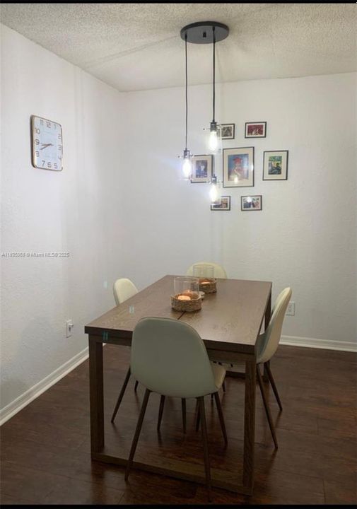 На продажу: $180,000 (1 спален, 1 ванн, 0 Квадратных фут)