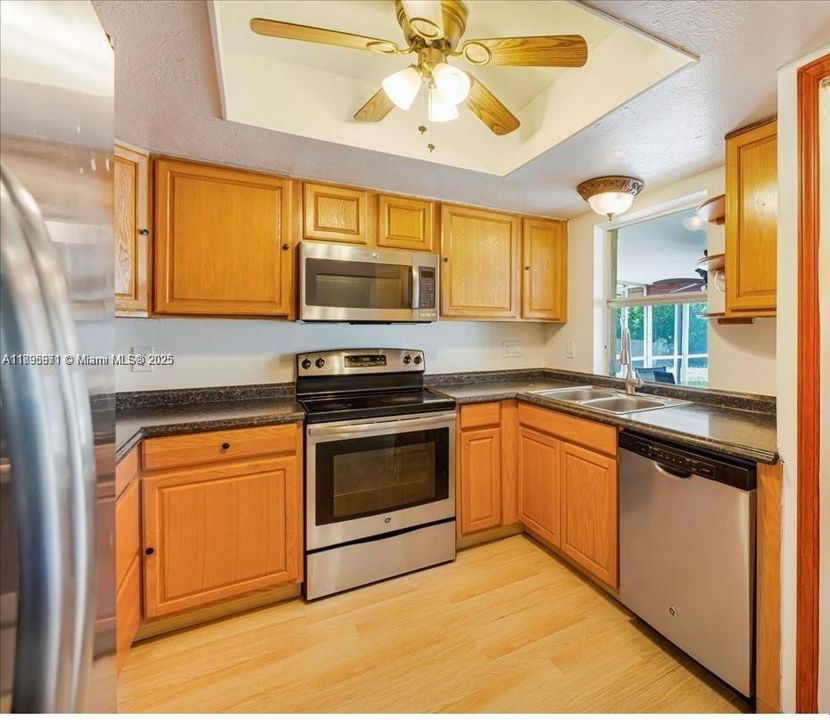 For Rent: $2,300 (3 beds, 2 baths, 0 Square Feet)