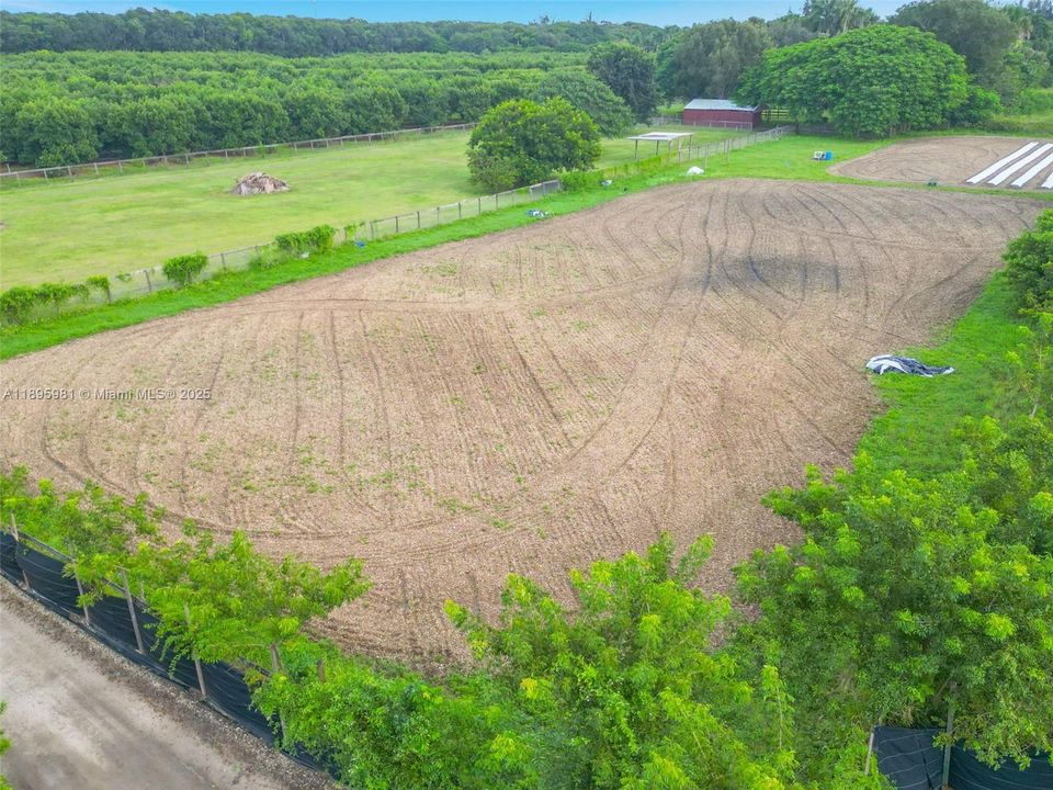 THE GARDEN SECTION FOR VEGGIES IN SEASON...CURRENTLY RENTED MONTH TO MONITH TO LOCAL ORGANIC FARMER