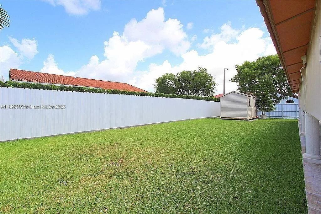 Active With Contract: $680,000 (4 beds, 2 baths, 1760 Square Feet)