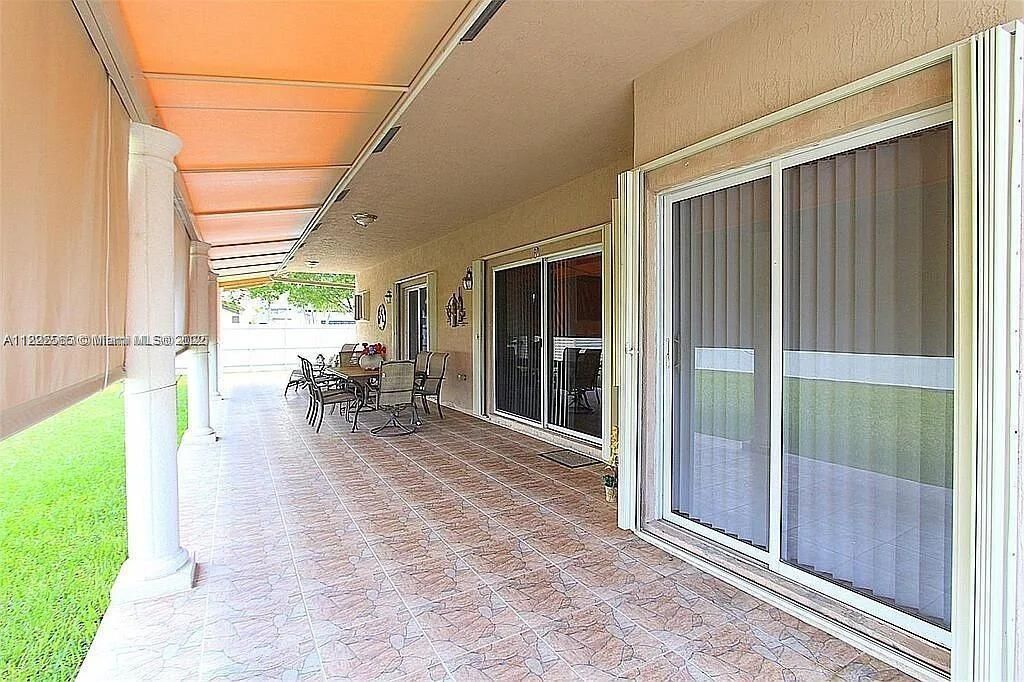 Active With Contract: $680,000 (4 beds, 2 baths, 1760 Square Feet)