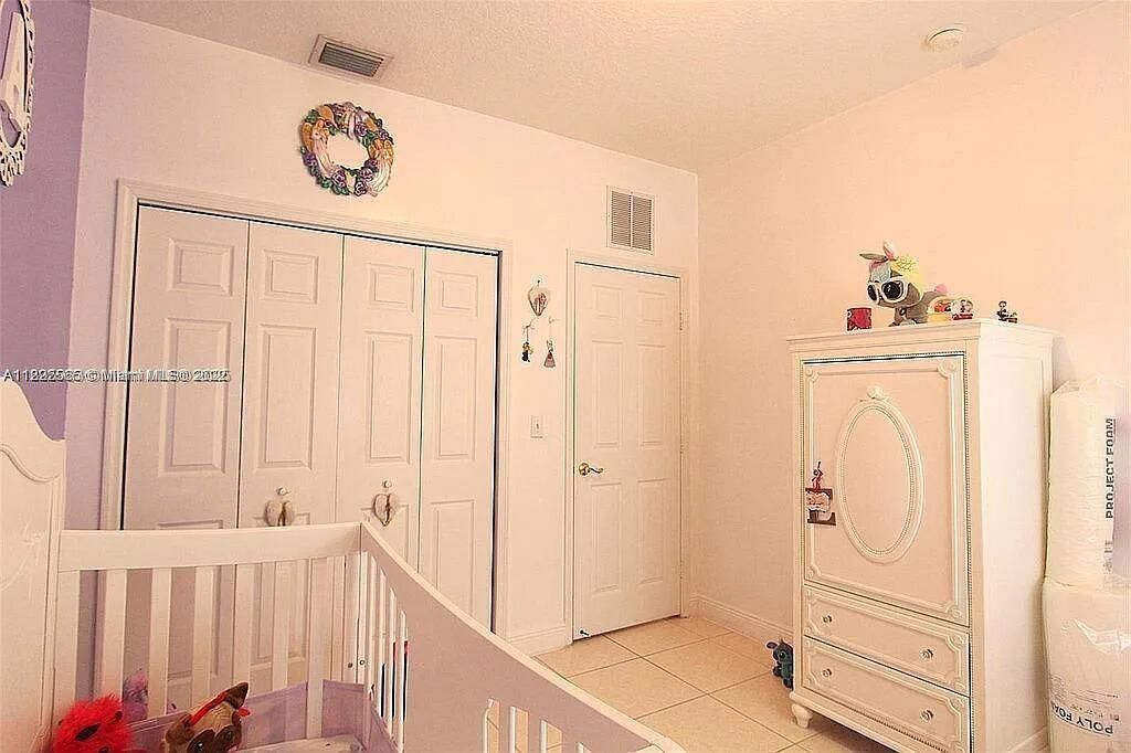 Active With Contract: $680,000 (4 beds, 2 baths, 1760 Square Feet)