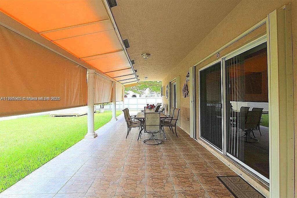 Active With Contract: $680,000 (4 beds, 2 baths, 1760 Square Feet)