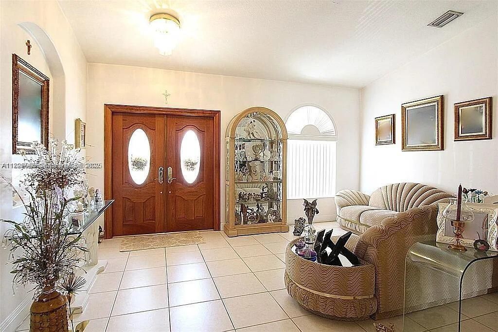 Active With Contract: $680,000 (4 beds, 2 baths, 1760 Square Feet)