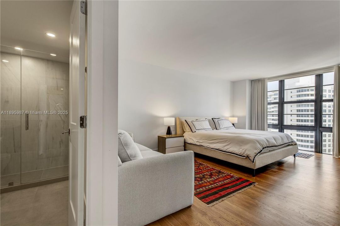 For Sale: $2,350,000 (3 beds, 4 baths, 2868 Square Feet)