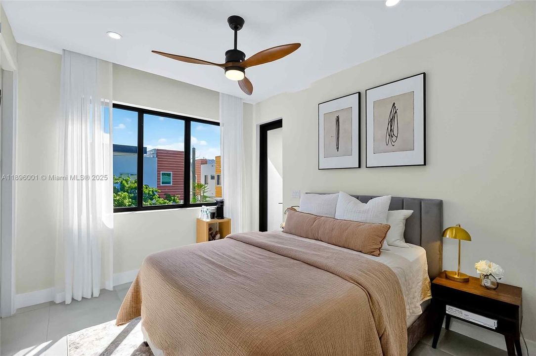 Active With Contract: $1,595,000 (4 beds, 3 baths, 2316 Square Feet)