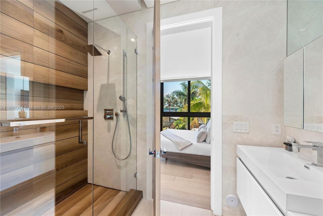 待售: $6,900,000 (6 贝兹, 6 浴室, 5793 平方英尺)