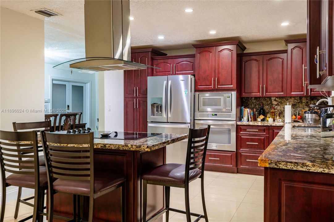 For Sale: $1,270,000 (4 beds, 2 baths, 1978 Square Feet)