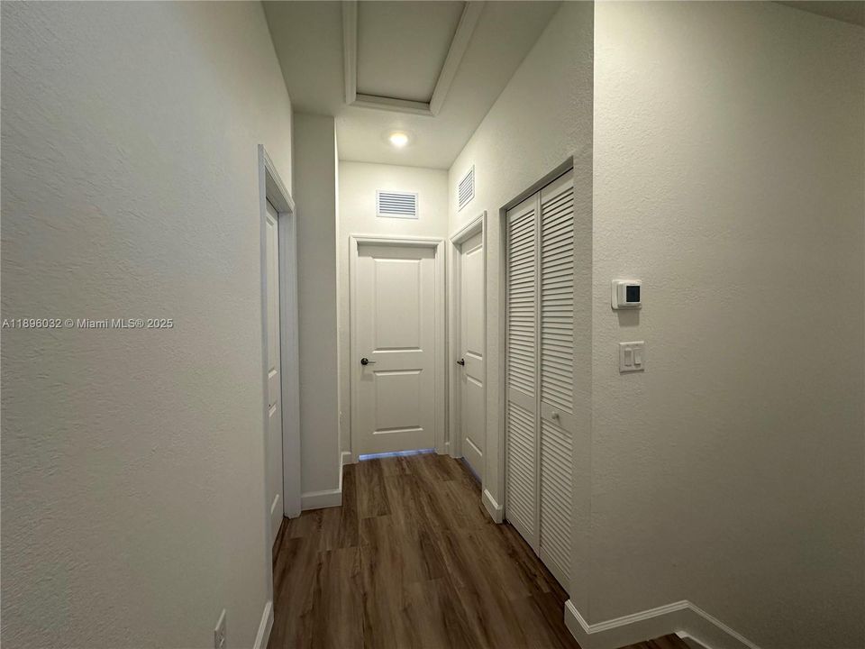 На продажу: $398,000 (3 спален, 2 ванн, 1483 Квадратных фут)