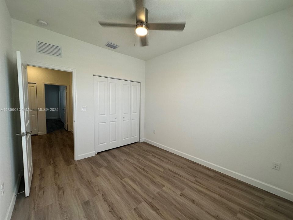 На продажу: $398,000 (3 спален, 2 ванн, 1483 Квадратных фут)