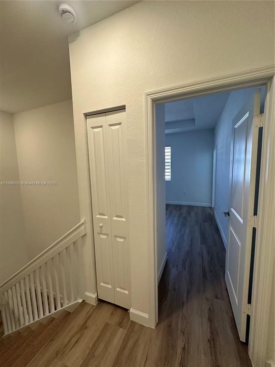 На продажу: $398,000 (3 спален, 2 ванн, 1483 Квадратных фут)