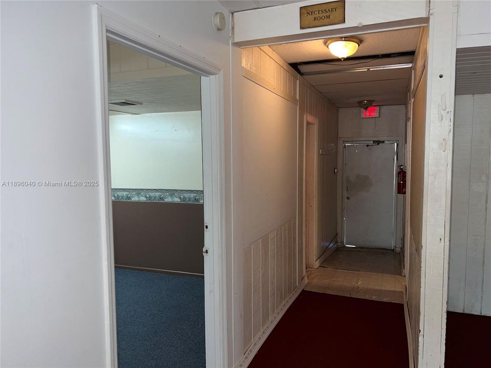 В аренду: $9,500 (0 спален, 0 ванн, 0 Квадратных фут)