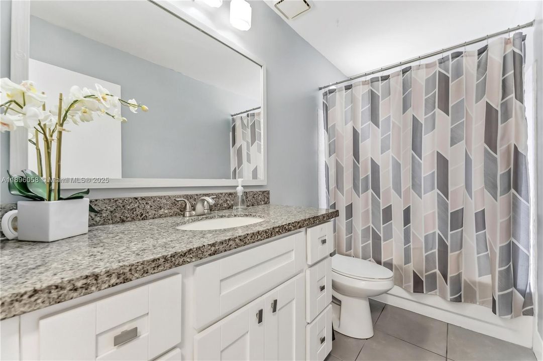 For Sale: $559,000 (3 beds, 2 baths, 1738 Square Feet)