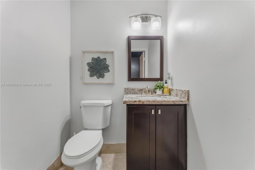 For Sale: $559,000 (3 beds, 2 baths, 1738 Square Feet)