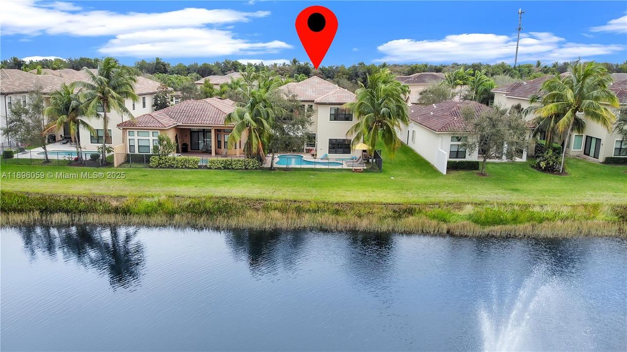 出租: $14,998 (6 贝兹, 5 浴室, 4331 平方英尺)