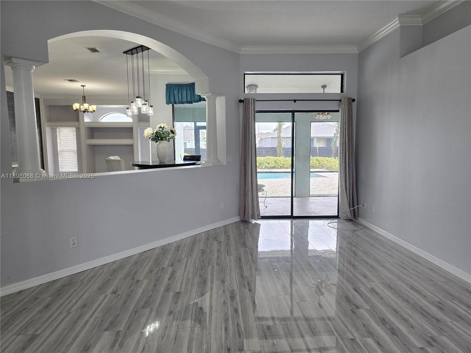 En Renta: $3,300 (3 camas, 2 baños, 2061 Pies cuadrados)