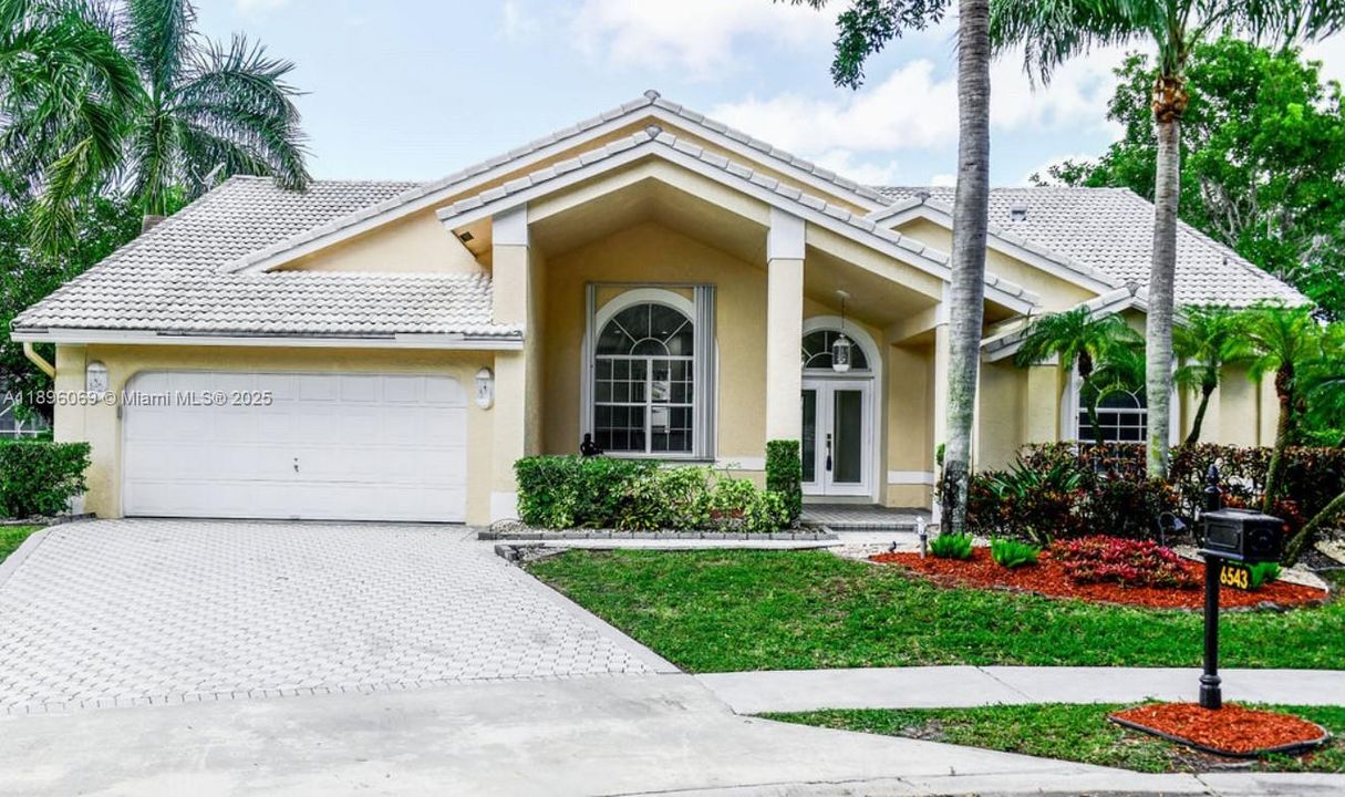 For Rent: $5,900 (4 beds, 2 baths, 2344 Square Feet)